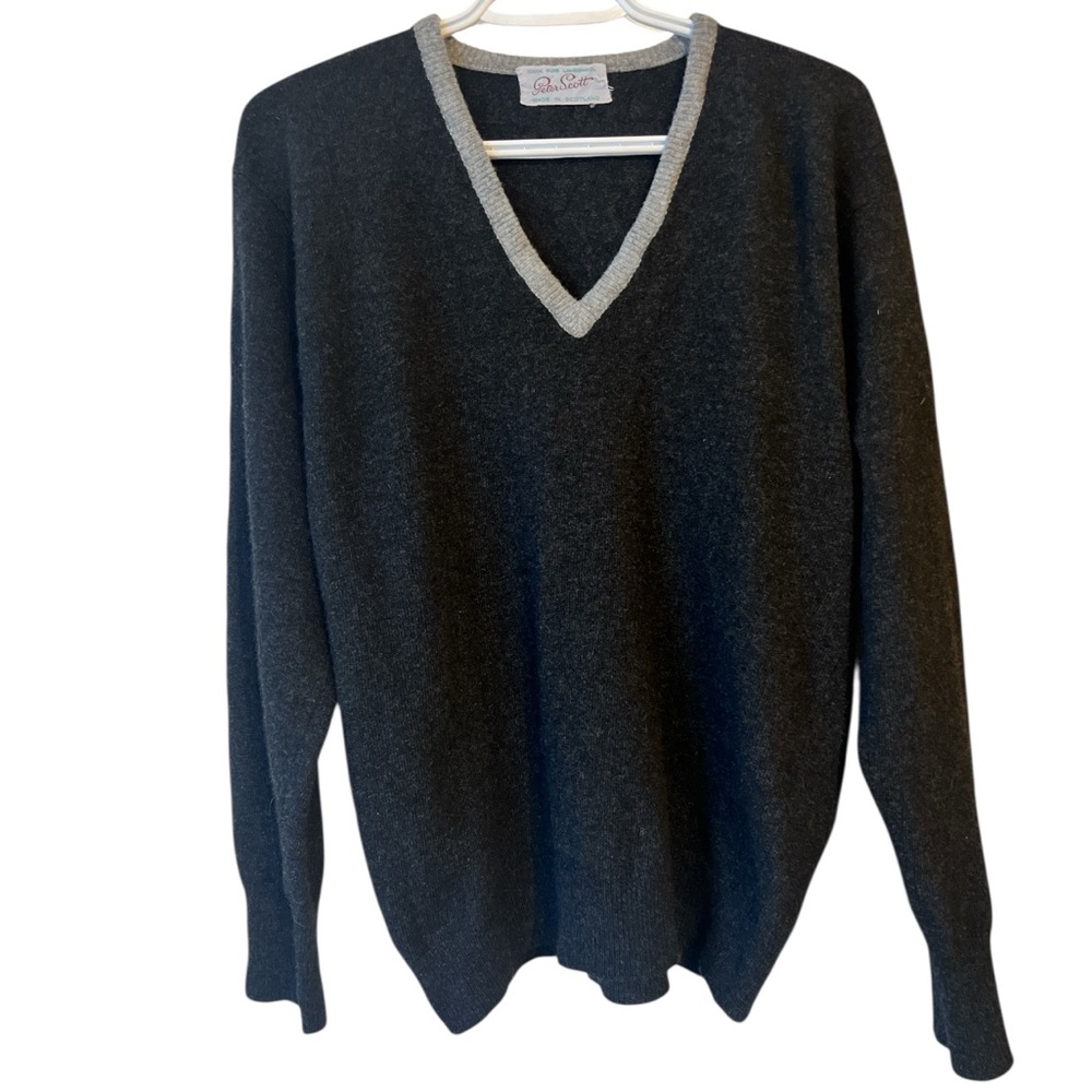 Peter Scott | Vintage 100% Lambswool Sweater